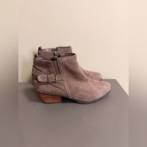 Women’s Blondo Idra Waterproof Suede Ankle Booties
